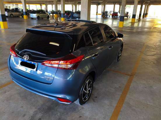 TOYOTA-YARIS-2023