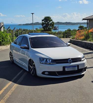 VOLKSWAGEN JETTA 2014 2.0 TSI HIGHLINE 211CV GASOLINA 4P TIPTRONIC