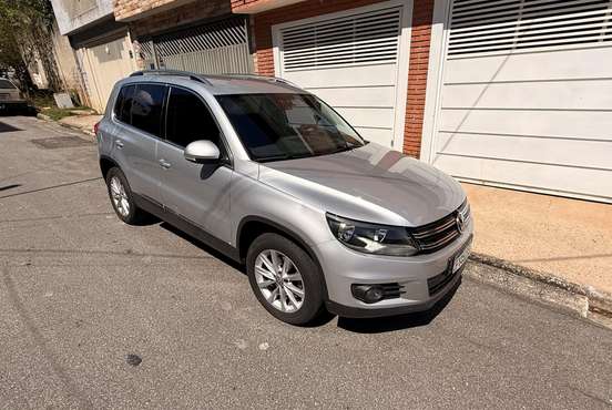 VOLKSWAGEN-TIGUAN-2014