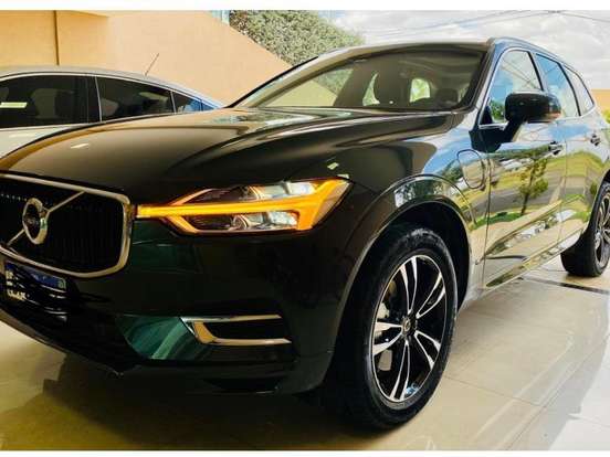 VOLVO-XC60-2.0 T8 HYBRID MOMENTUM AWD GEARTRONIC VOLVO-XC60-2020