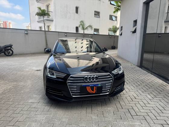 AUDI A4 2.0 TFSI AMBIENTE GASOLINA 4P S TRONIC