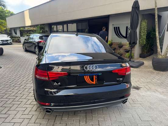 AUDI-A4-2.0 TFSI AMBIENTE GASOLINA 4P S TRONIC AUDI-A4-2016