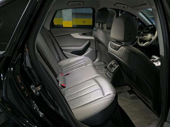 AUDI-A4-2.0 TFSI GASOLINA PRESTIGE S TRONIC AUDI-A4-2021