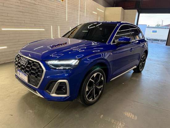AUDI-Q5-2021