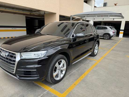 AUDI-Q5-2018