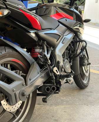 BAJAJ-DOMINAR 200-2025