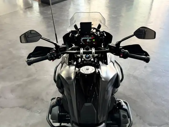 BMW-R 1250 GS TRIPLE BLACK BMW-R 1250 GS TRIPLE BLACK-2021