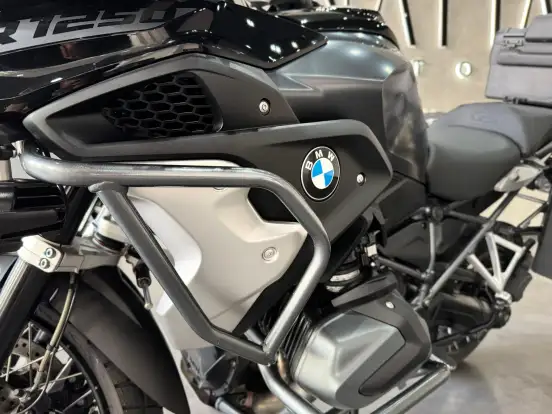 BMW-R 1250 GS TRIPLE BLACK BMW-R 1250 GS TRIPLE BLACK-2021