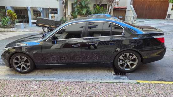 BMW-550i-4.8 SEDAN V8 32V GASOLINA 4P AUTOMÁTICO BMW-550i-2007