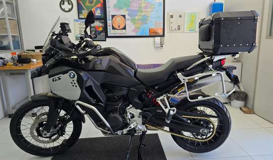 BMW-F 900 GS ADVENTURE-2024