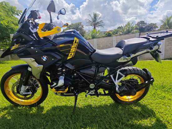 BMW-R 1250 GS PREMIUM 40 ANOS BMW-R 1250 GS PREMIUM 40 ANOS-2021
