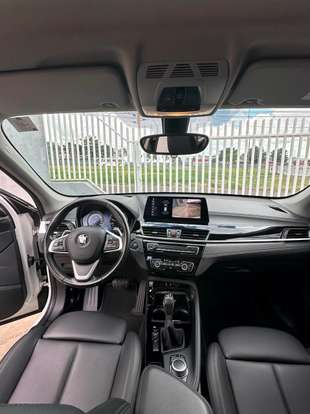 BMW-X1-2.0 16V TURBO ACTIVEFLEX SDRIVE20I X-LINE 4P AUTOMÁTICO BMW-X1-2020
