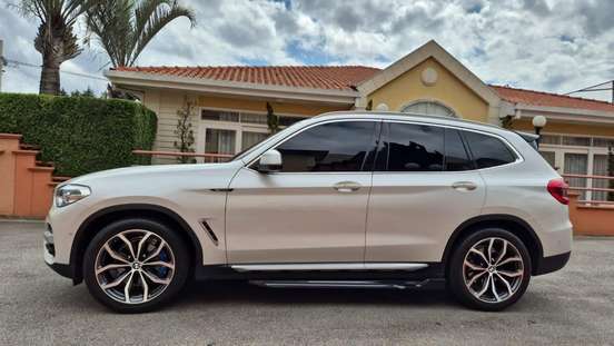 BMW-X3-2018