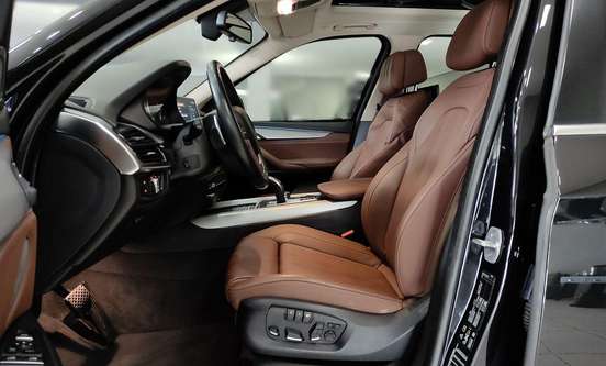 BMW-X5-2017