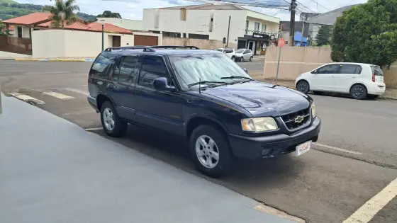 CHEVROLET BLAZER 2.8 DLX 4X4 12V TURBO INTERCOOLER DIESEL 4P MANUAL