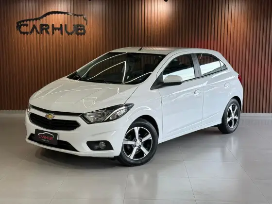 CHEVROLET ONIX 1.4 MPFI LTZ 8V FLEX 4P AUTOMÁTICO CHEVROLET ONIX 1.4 MPFI LTZ 8V FLEX 4P AUTOMÁTICO