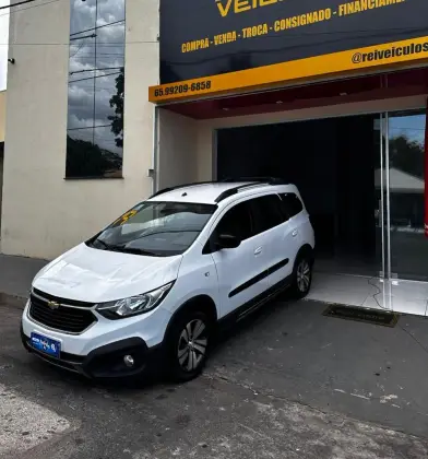 CHEVROLET SPIN 1.8 ACTIV7 8V FLEX 4P AUTOMÁTICO CHEVROLET SPIN 1.8 ACTIV7 8V FLEX 4P AUTOMÁTICO