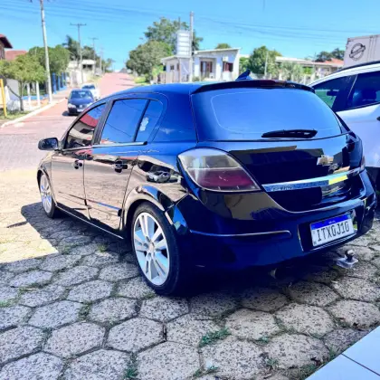 CHEVROLET VECTRA 2.0 MPFI GT-X HATCH 8V FLEX 4P MANUAL CHEVROLET VECTRA 2.0 MPFI GT-X HATCH 8V FLEX 4P MANUAL