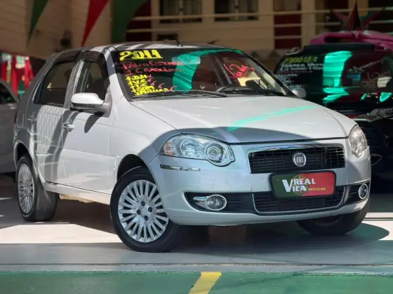 FIAT PALIO 1.6 MPI ESSENCE 16V FLEX 4P AUTOMATIZADO