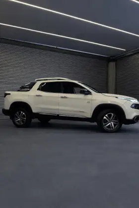 FIAT TORO 2.0 16V TURBO DIESEL VOLCANO 4WD AT9