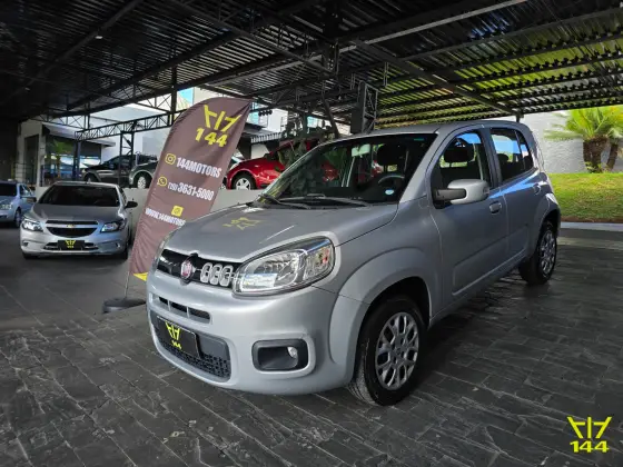 FIAT UNO 1.4 EVO EVOLUTION 8V FLEX 4P MANUAL FIAT UNO 1.4 EVO EVOLUTION 8V FLEX 4P MANUAL
