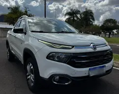 FIAT TORO 2.4 16V MULTIAIR FLEX VOLCANO AT9 FIAT TORO 2.4 16V MULTIAIR FLEX VOLCANO AT9