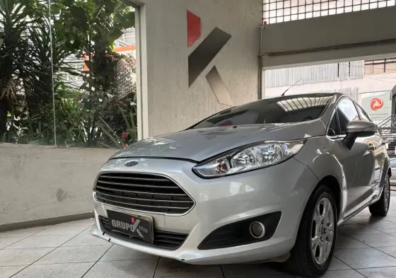 FORD FIESTA 1.6 ROCAM HATCH 8V FLEX 4P MANUAL