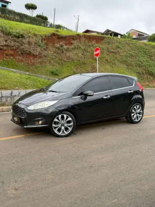 FORD FIESTA 1.6 TITANIUM HATCH 16V FLEX 4P POWERSHIFT