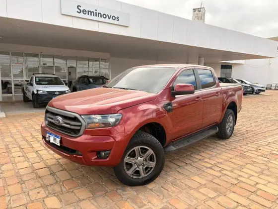 FORD RANGER 2.2 XLS 4X4 CD 16V DIESEL 4P AUTOMÁTICO