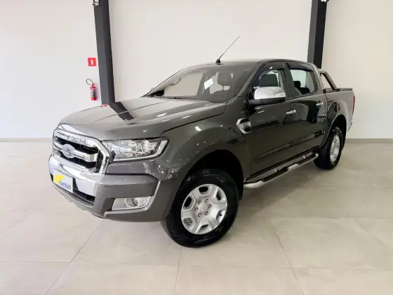 FORD RANGER 3.2 XLT 4X4 CD 20V DIESEL 4P AUTOMÁTICO FORD RANGER 3.2 XLT 4X4 CD 20V DIESEL 4P AUTOMÁTICO