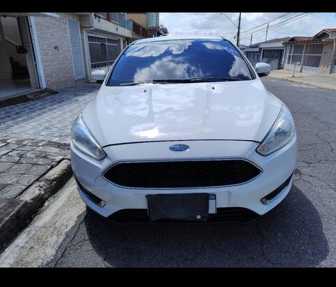 FORD FOCUS 2.0 SE PLUS 16V FLEX 4P POWERSHIFT