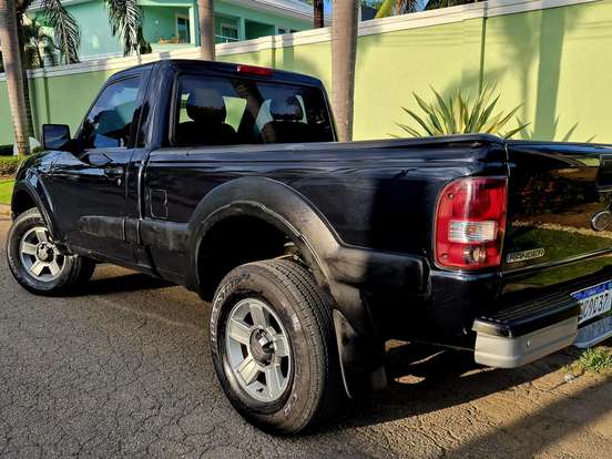 FORD-RANGER-2.3 XLS 4X2 CS 16V GASOLINA 2P MANUAL FORD-RANGER-2011