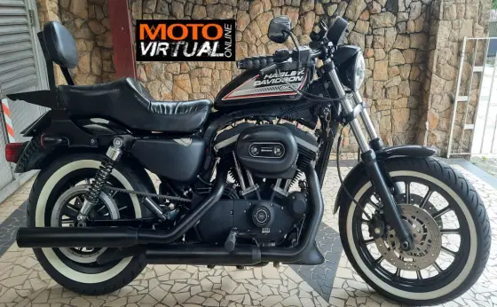 HARLEY-DAVIDSON SPORTSTER XL 883 R 