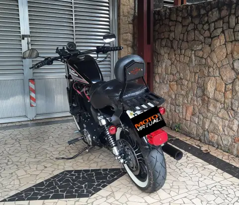 HARLEY-DAVIDSON-SPORTSTER XL 883 R-2010
