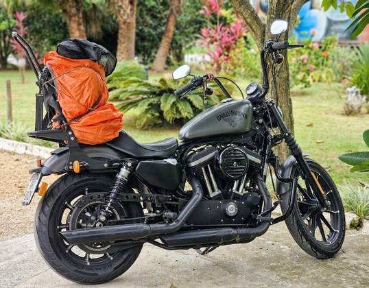 HARLEY-DAVIDSON SPORTSTER XL 883N IRON 