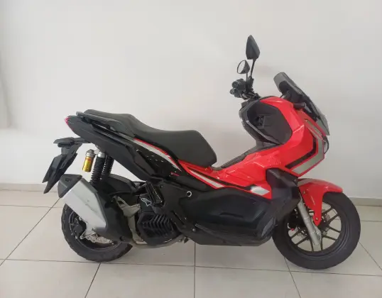 HONDA ADV 