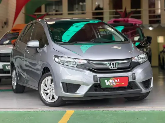 HONDA FIT 1.5 LX 16V FLEX 4P AUTOMÁTICO HONDA FIT 1.5 LX 16V FLEX 4P AUTOMÁTICO