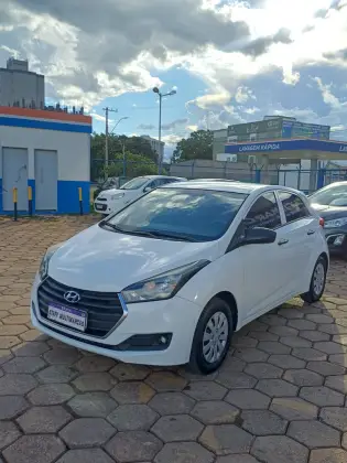 HYUNDAI HB20 1.0 COMFORT 12V FLEX 4P MANUAL HYUNDAI HB20 1.0 COMFORT 12V FLEX 4P MANUAL
