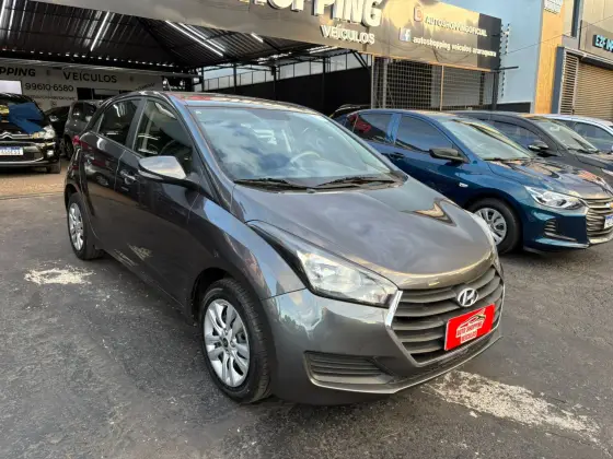HYUNDAI HB20 1.0 COMFORT PLUS 12V FLEX 4P MANUAL
