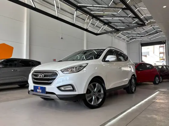 HYUNDAI IX35 2.0 MPFI 16V FLEX 4P AUTOMÁTICO HYUNDAI IX35 2.0 MPFI 16V FLEX 4P AUTOMÁTICO