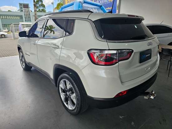 JEEP-COMPASS-2.0 16V FLEX LONGITUDE AUTOMÁTICO JEEP-COMPASS-2018