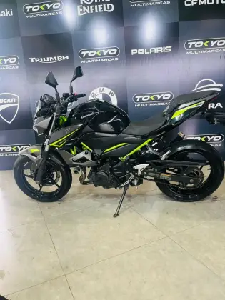 KAWASAKI Z400 
