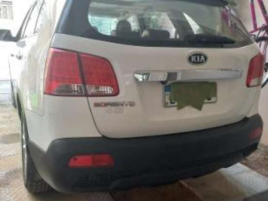 KIA-SORENTO-2.4 16V GASOLINA EX 7L AUTOMÁTICO KIA-SORENTO-2011