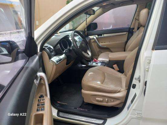 KIA-SORENTO-2.4 16V GASOLINA EX 7L AUTOMÁTICO KIA-SORENTO-2011