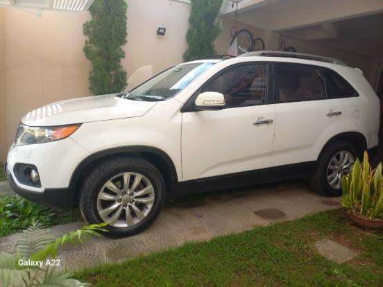 KIA-SORENTO-2.4 16V GASOLINA EX 7L AUTOMÁTICO KIA-SORENTO-2011