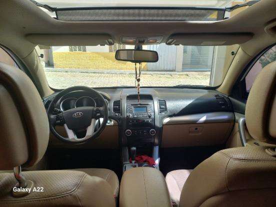 KIA-SORENTO-2.4 16V GASOLINA EX 7L AUTOMÁTICO KIA-SORENTO-2011