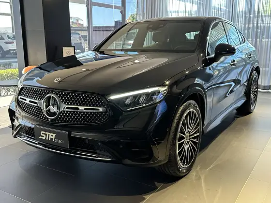 MERCEDES-BENZ GLC 300 2.0 MHEV AMG LINE COUPÉ 4MATIC 9G-TRONIC