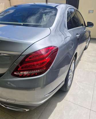 MERCEDES-BENZ-C 180-1.6 CGI 16V TURBO GASOLINA 4P AUTOMÁTICO MERCEDES-BENZ-C 180-2015