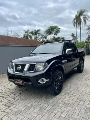 NISSAN FRONTIER 2.5 SL 4X4 CD TURBO ELETRONIC DIESEL 4P AUTOMÁTICO