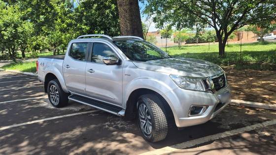 NISSAN FRONTIER 2.3 16V TURBO DIESEL LE CD 4X4 AUTOMÁTICO